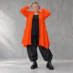 Oranger Baumwollcardigan in A-Linie mit leichter Glockenform aus weichem Feinstrick