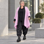 Strickcardigan aus Baumwolle in A-Linie mit Stehkragen und Memorytaft ohne Verschluss