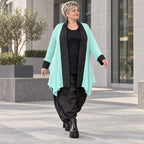 Strickcardigan aus reiner Baumwolle in Glockenform mit Stehkragen und Seitentaschen
