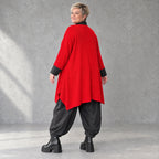 Roter Baumwollcardigan in Glockenform mit Stehkragen ohne Verschluss weich und winterlich
