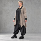 Cardigan aus Baumwolle in Taupe mit Stehkragen A-Linie und Seitentaschen offen leicht