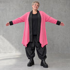 Zartpinker Strickcardigan in A-Linie mit Stehkragen langen Ärmeln und Seitennahttaschen
