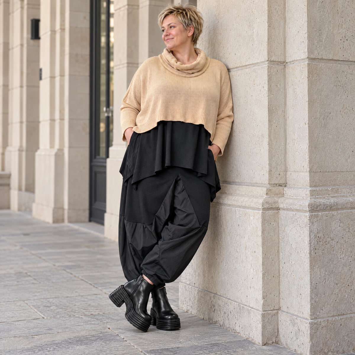 Überwurf aus reiner Baumwolle in Beige mit kastiger Passform weich warm und locker