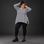 Langarmshirt Dunkelblau/Weiß aus weichem Stretchjersey in A-Linie mit Seitenschlitzen