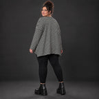 Langarmshirt in Schwarz/Weiß aus Stretchjersey mit A-Linie und seitlichen Schlitzen