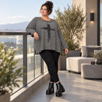 Langarmshirt in Schwarz/Weiß aus Stretchjersey mit A-Linie und seitlichen Schlitzen