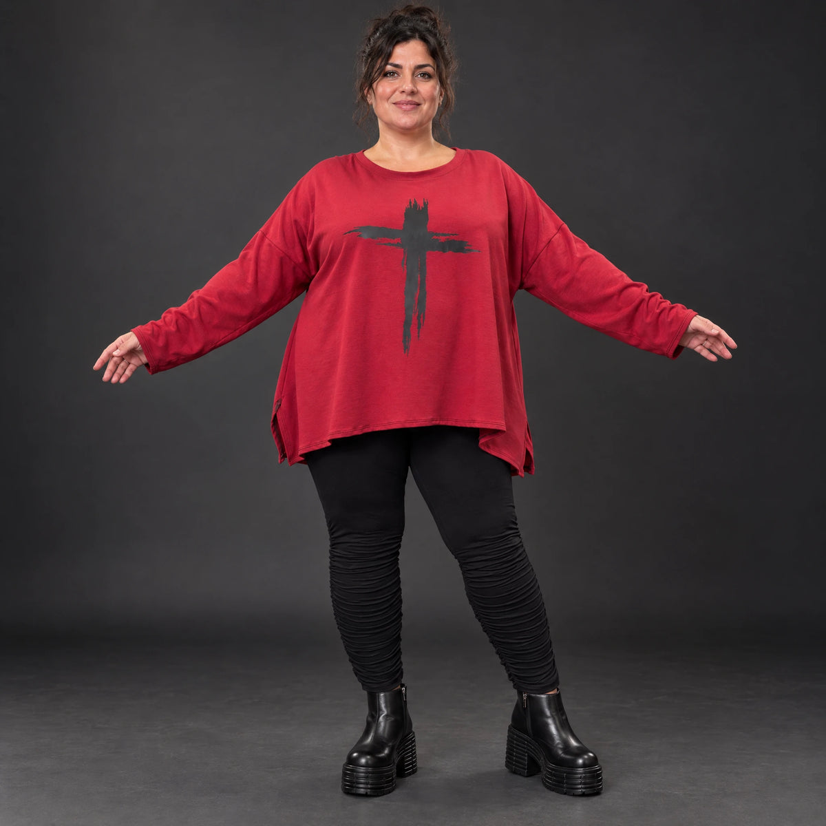 Langarmshirt in Rot mit Rundhalsausschnitt und fließender A-Linie aus Stretchjersey