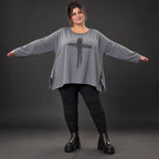 Langarmshirt in Grau mit fließender A-Linie und Rundhalsausschnitt aus weichem Jersey