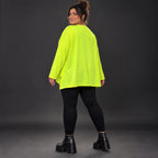 Langarmshirt in Neongelb aus weichem Baumwolljersey mit Rundhalsausschnitt und A-Linie