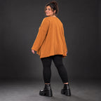Braunes Langarmshirt mit fließender A-Linie und Rundhalsausschnitt aus Stretchjersey
