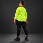 Neongelbes Shirt aus weichem Baumwolljersey mit Rundhalsausschnitt 7/8-Arm und Taschen
