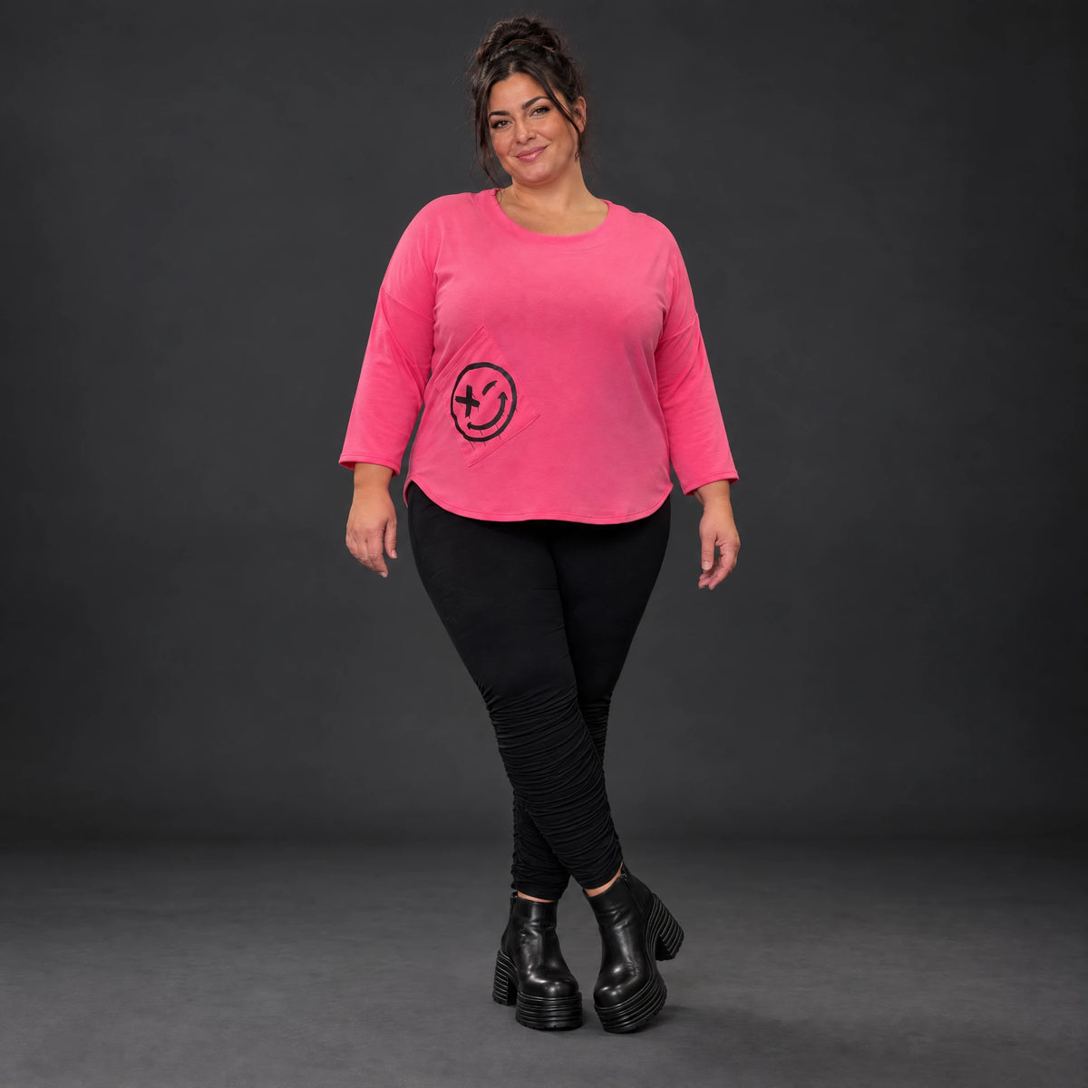 Rundhalsshirt in Pink aus weichem Stretchjersey mit 7/8-Arm und gerundeter Schnittform