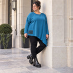 Blaues Langarmshirt mit asymmetrischem Zipfelsaum aus weichem Stretchjersey Made in Italy
