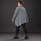 Langarmshirt in Grau mit asymmetrischem Schnitt und Zipfelsaum aus weichem Stretchjersey