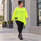 Langarmshirt in Neongelb mit asymmetrischem Zipfelsaum aus weichem Stretchjersey