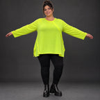 Langarmshirt in Neongelb aus feinem Stretchjersey mit Baumwolle und schmeichelnder A-Linie