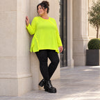 Langarmshirt in Neongelb aus feinem Stretchjersey mit Baumwolle und schmeichelnder A-Linie