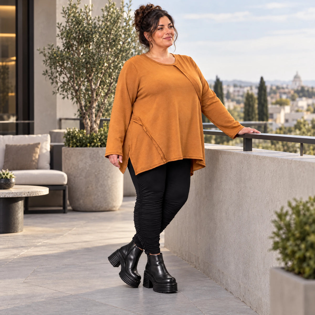 Langarmshirt in Braun aus weichem Stretchjersey mit fließender A-Linie für den Alltag
