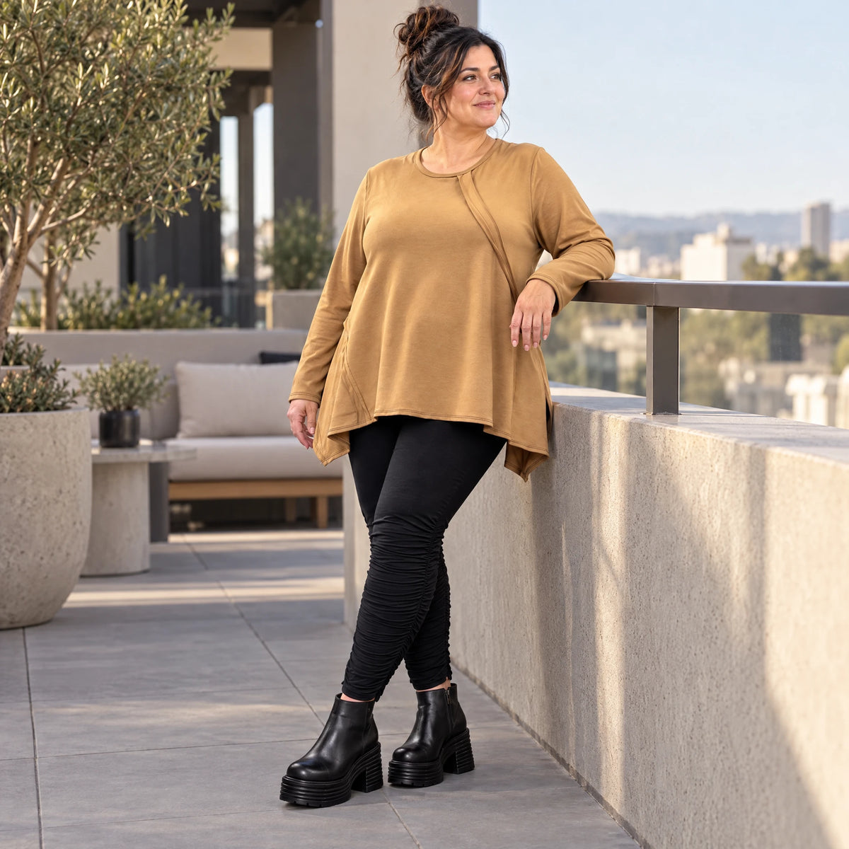 Langarmshirt in Camel mit weiter A-Linie aus weichem Stretchjersey für Alltagslooks