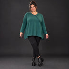 Langarmshirt in Dunkelgrün mit A-Linie und Rundhalsausschnitt aus weichem Stretchjersey