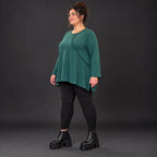 Langarmshirt in Dunkelgrün mit A-Linie und Rundhalsausschnitt aus weichem Stretchjersey