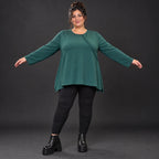 Langarmshirt in Dunkelgrün mit A-Linie und Rundhalsausschnitt aus weichem Stretchjersey