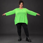 Langarmshirt in Grün aus feinem warmem Stretchjersey aus Italien mit fließender A-Linie