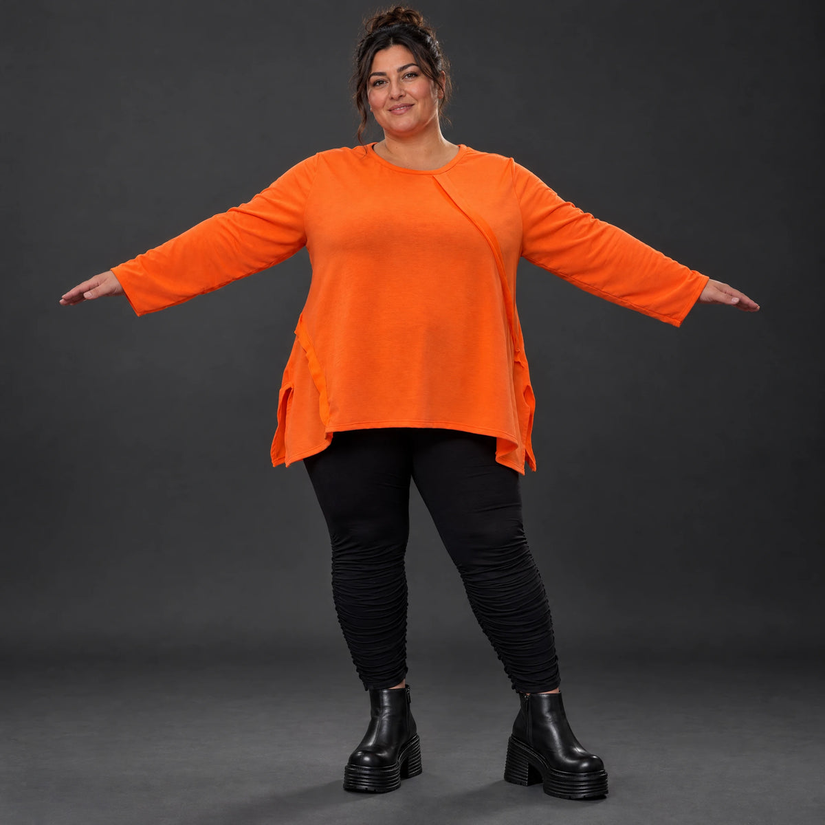 Langarmshirt in Orange aus weichem Stretchjersey mit Rundhalsausschnitt und A-Linie