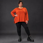 Langarmshirt in Orange mit Rundhalsausschnitt und fließender A-Linie aus Stretchjersey