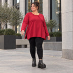 Rotes Langarmshirt mit fließender A-Linie aus weichem Stretchjersey gefertigt in Italien