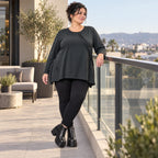 Schwarzes Langarmshirt Basic in fließender A-Linie aus weichem Stretchjersey aus Italien