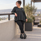 Schwarzes Langarmshirt Basic in fließender A-Linie aus weichem Stretchjersey aus Italien