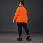 Langarmshirt in kräftigem Orange mit lässig kastigem Schnitt aus weichem Baumwolljersey