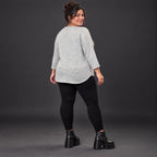 Langarmshirt in Grau/Schwarz aus weichem Flauschgarn mit Rundhalsausschnitt und Taschen