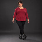 Langarmshirt aus flauschigem Feinstrick in Rot/Weiß mit Rundhalsausschnitt und Taschen