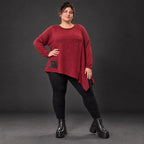 Strickshirt in Rot/Weiß Melange mit asymmetrischem Zipfelsaum aus flauschigem Feinstrick