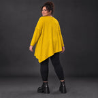 Feinstrickshirt in Gelb mit asymmetrischem Zipfelsaum Langarm und Rundhalsausschnitt