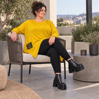 Feinstrickshirt in Gelb mit asymmetrischem Zipfelsaum Langarm und Rundhalsausschnitt