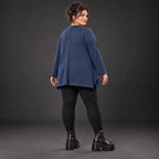 Langarmshirt aus flauschigem Feinstrick in Blau/Weiß gemustert mit fließender A-Linie