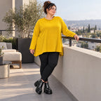 Flauschiges Feinstrickshirt in leuchtendem Gelb mit Stretchanteil und fließender A-Linie