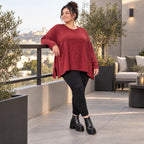 Feinstrickshirt in Rot/Weiß mit flauschigem Garn in A-Linie und Rundhalsausschnitt