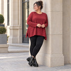 Feinstrickshirt in Rot/Weiß mit flauschigem Garn in A-Linie und Rundhalsausschnitt