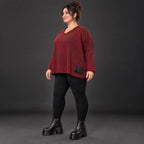 Flauschiger Feinstrickpullover in Rot/Braun mit V-Ausschnitt und kastigem Schnitt