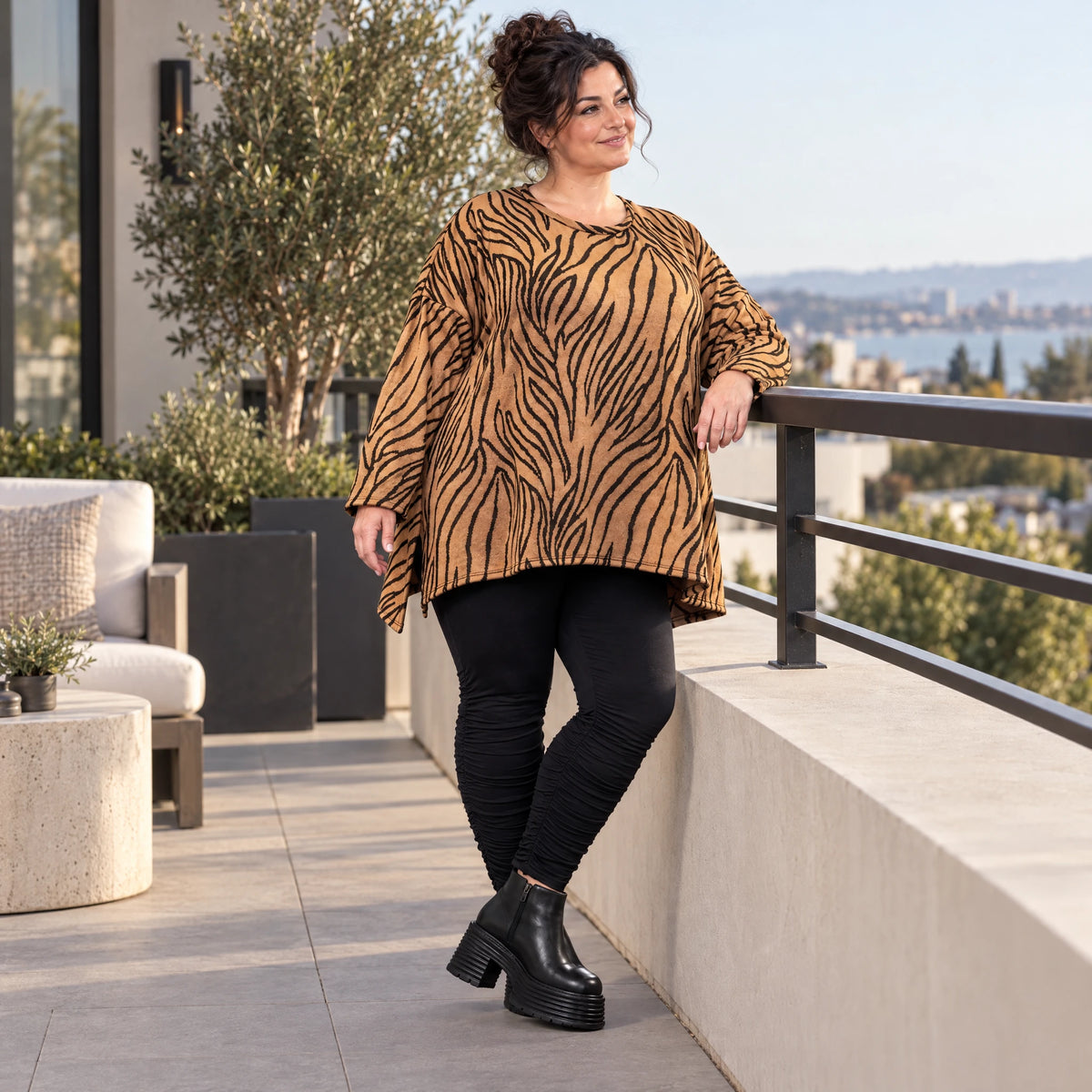 Feinstrickshirt in Braun/Schoko mit fließender A-Linie weich und flauschig aus Italien