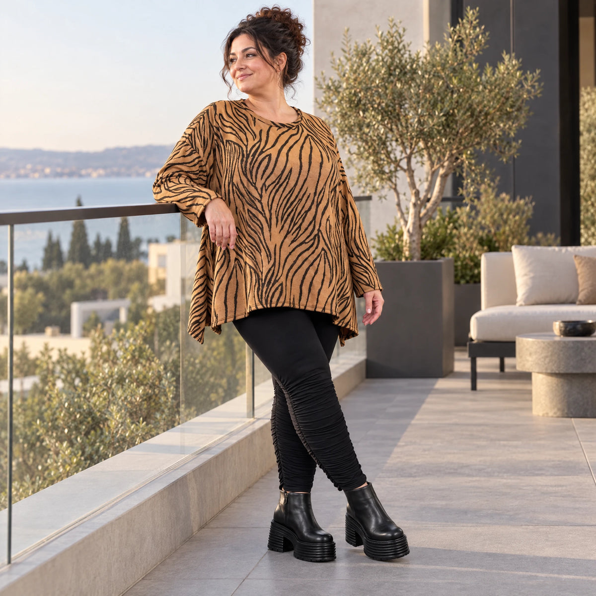 Feinstrickshirt in Braun/Schoko mit fließender A-Linie weich und flauschig aus Italien