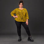 Flauschiges Strickoberteil Gelb/Schwarz mit Rundhalsausschnitt und aufgesetzten Taschen