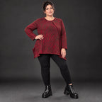 Flauschiges Feinstrickshirt aus Italien in Rot/Braun gemustert mit Rundhals und A-Linie