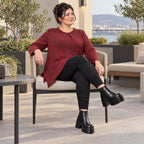 Flauschiges Feinstrickshirt aus Italien in Rot/Braun gemustert mit Rundhals und A-Linie