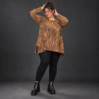 Flauschiges Langarmshirt in Braun/Schoko aus warmem Feinstrick mit schmeichelnder A-Linie