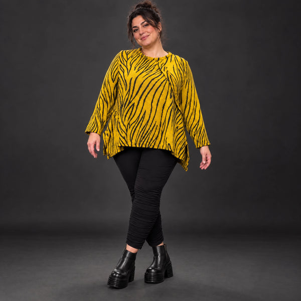 Kuscheliges Langarmshirt aus flauschigem Feinstrick in A-Linie mit Gelb/Schwarz Muster